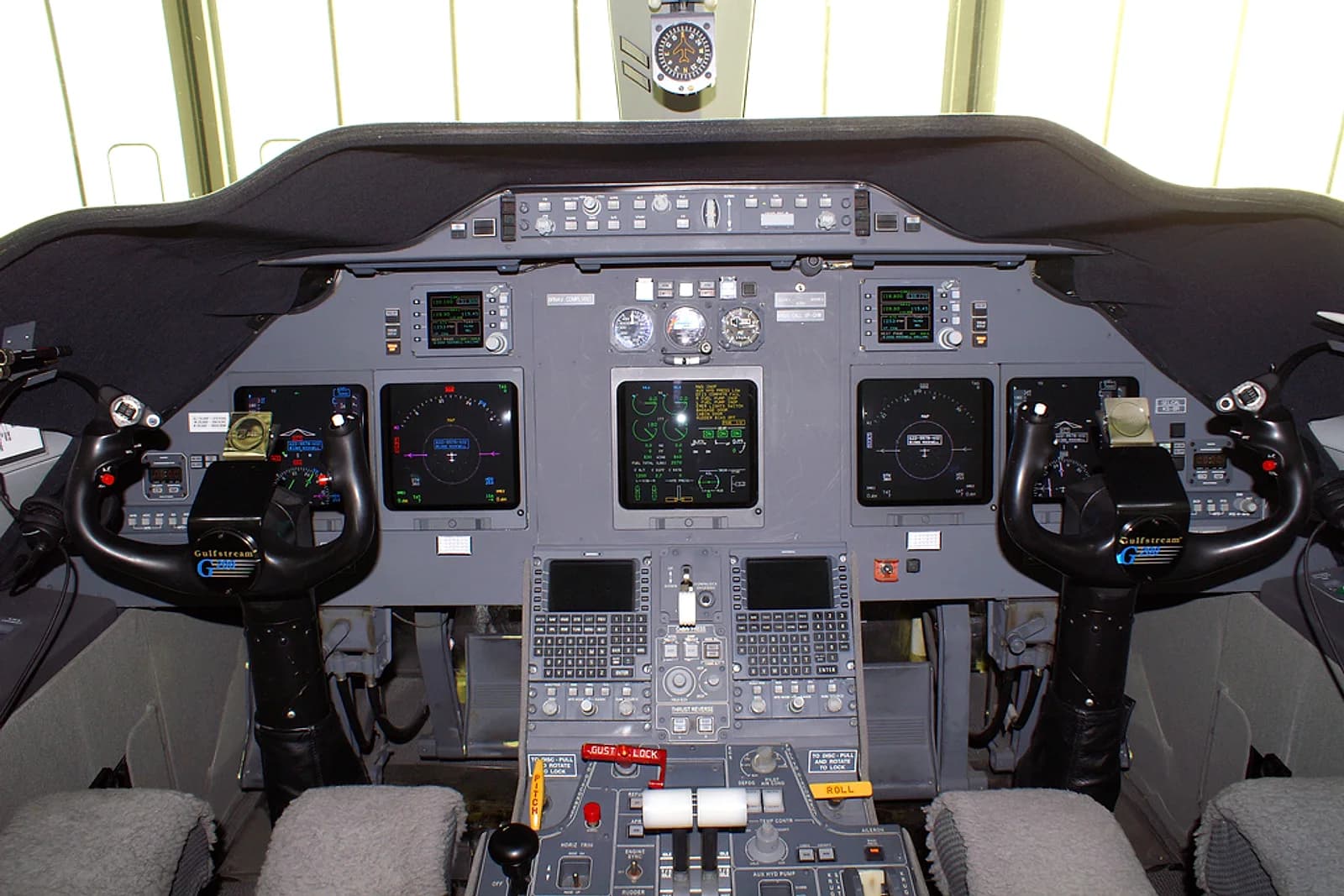 Gulfstream G200 exterior