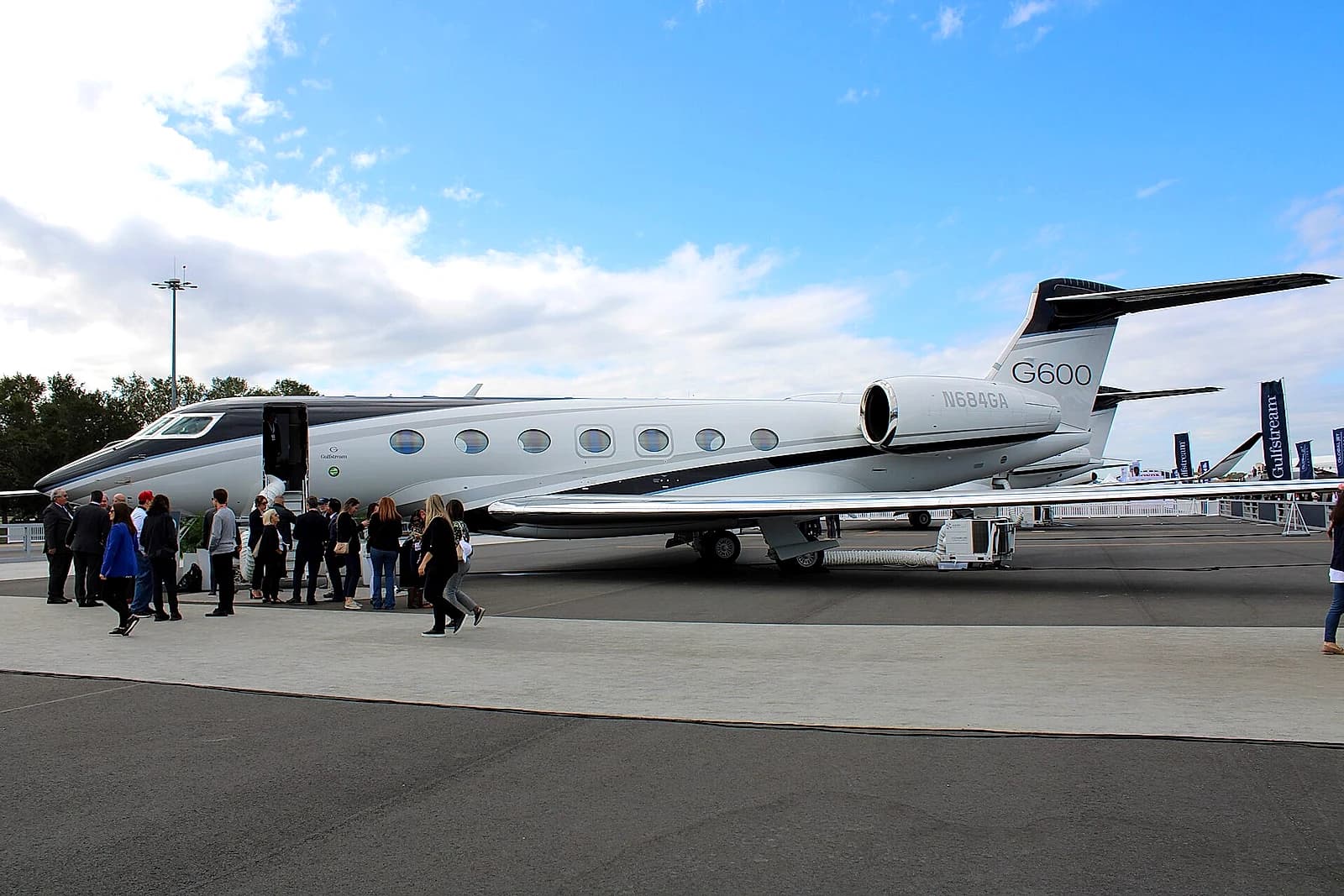 Gulfstream G600 exterior
