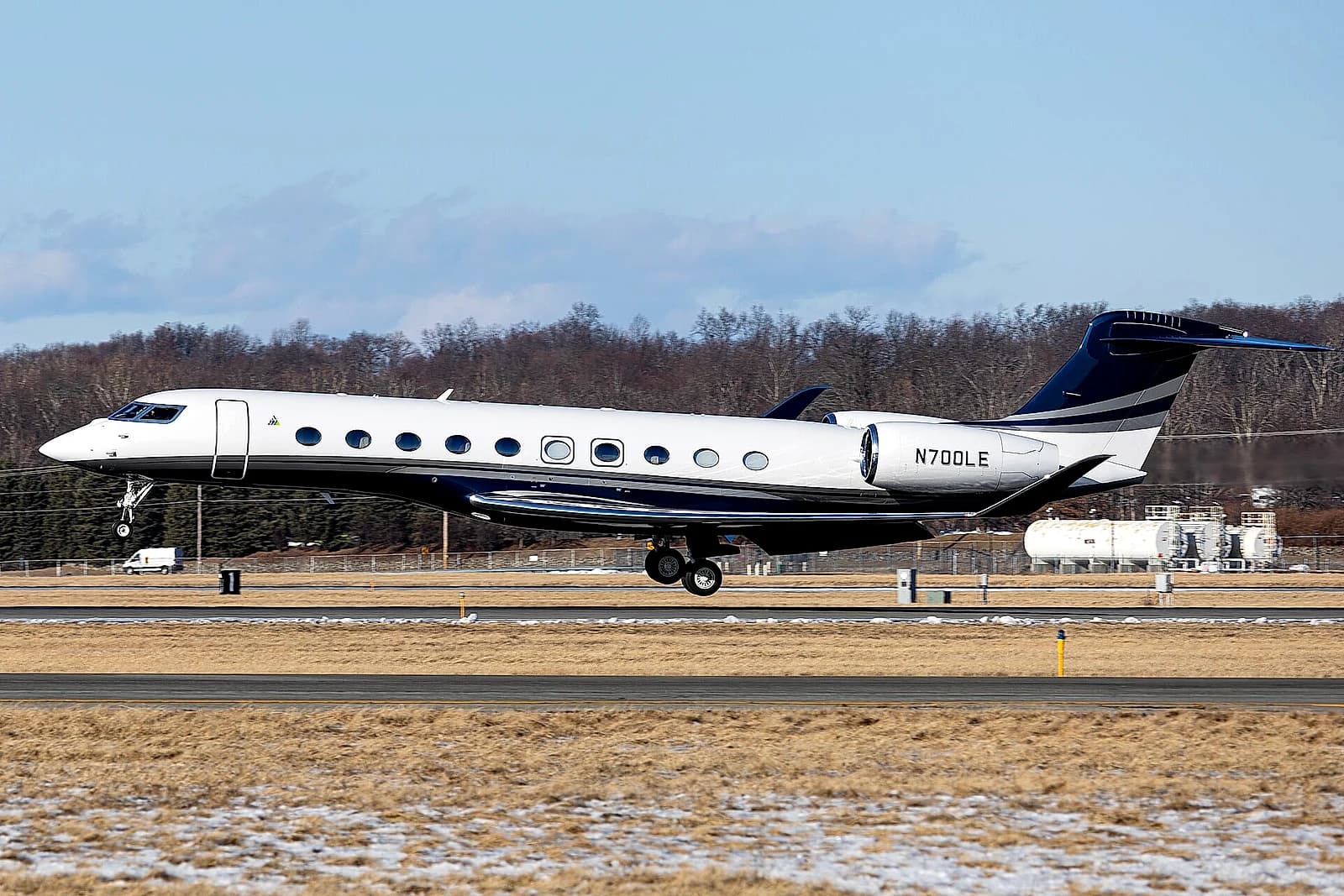 Gulfstream G700 exterior