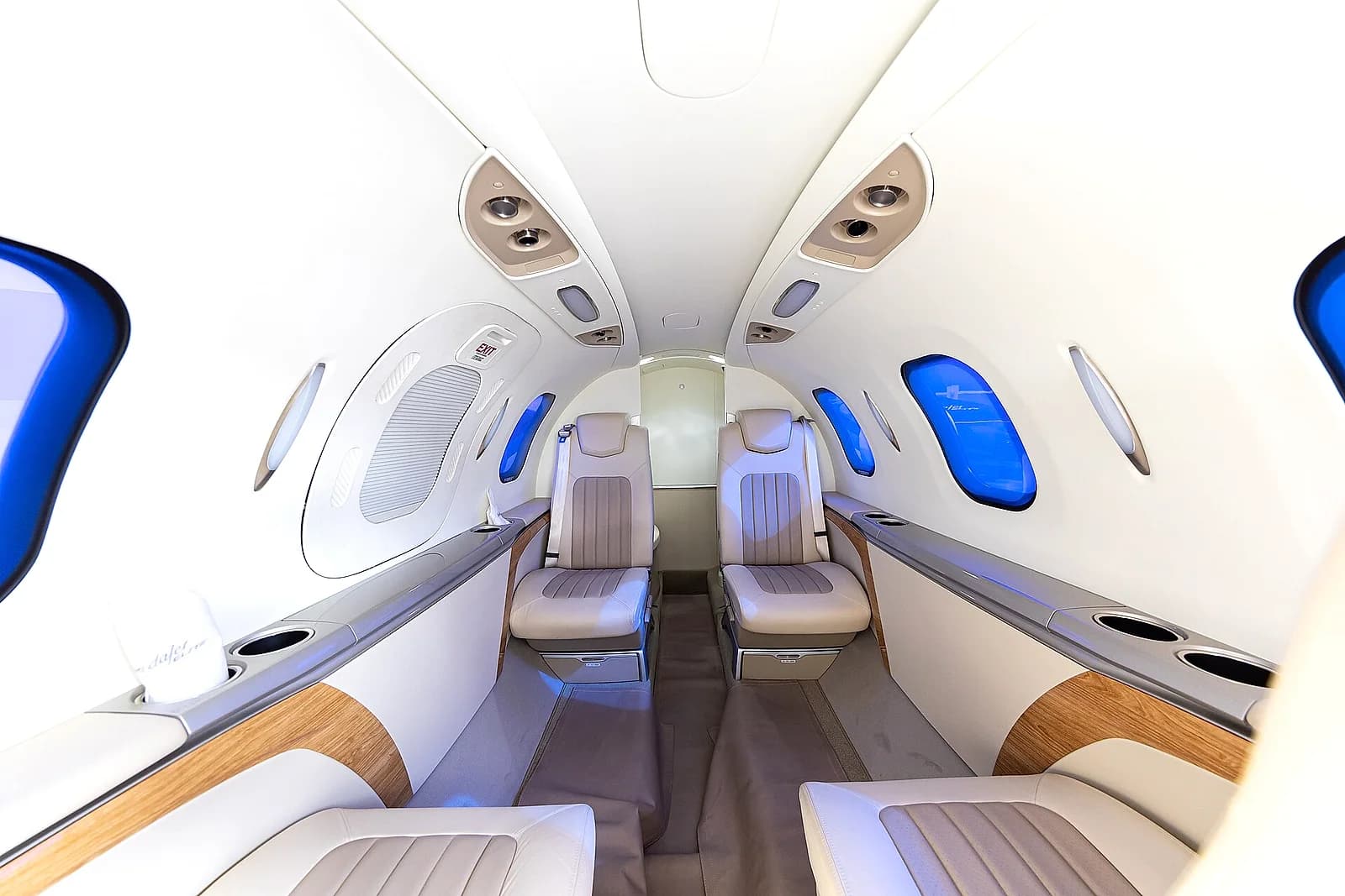 HondaJet HA-420 exterior